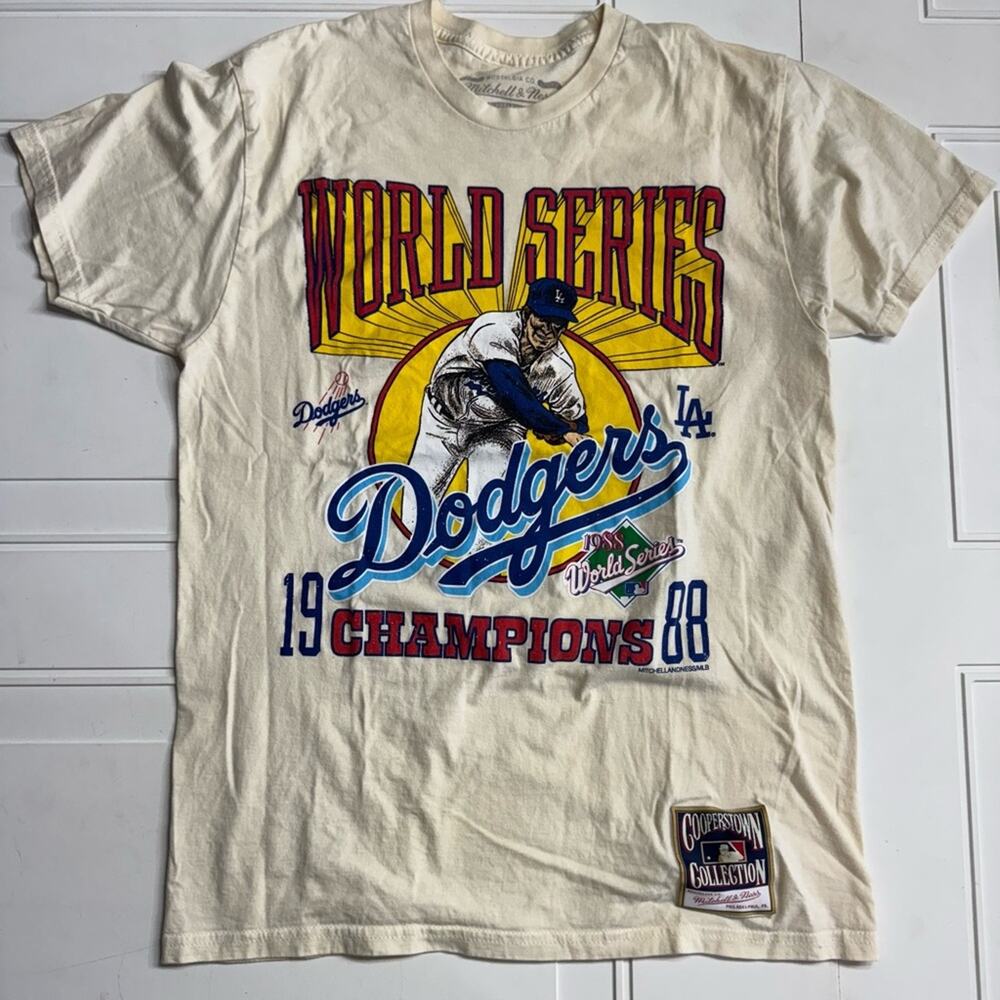 Mitchell & Ness Sz M Cooperstown Collection LA Dodgers World Series 1988 T-Shirt